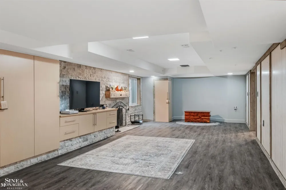 701 Balfour Street Grosse Pointe Park City, MI 48230