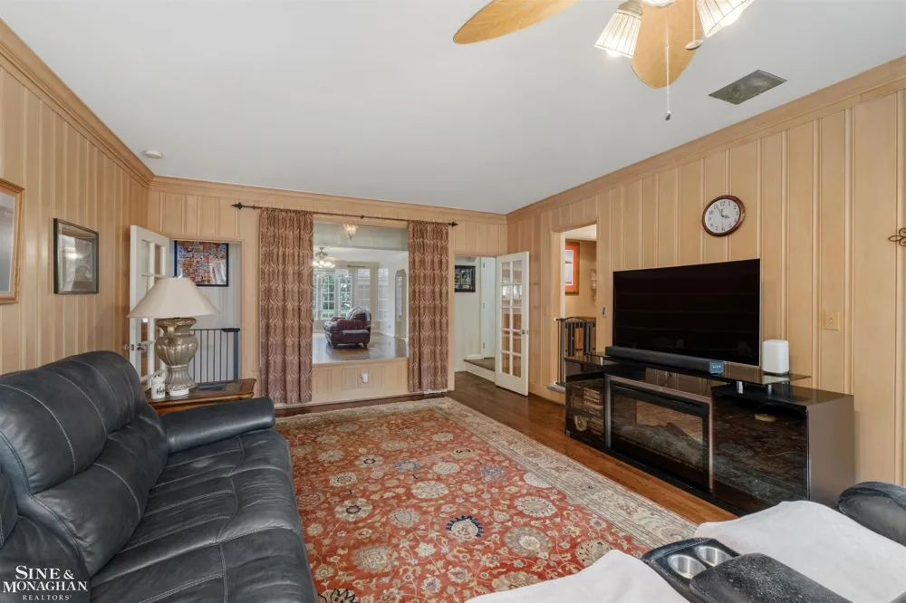 701 Balfour Street Grosse Pointe Park City, MI 48230