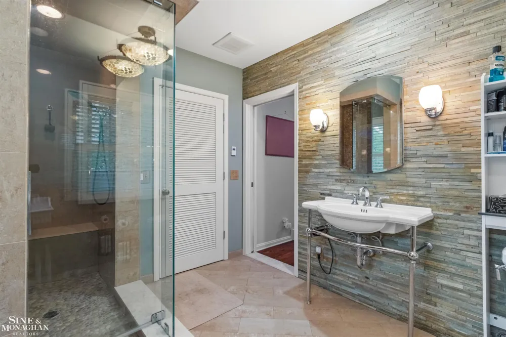 701 Balfour Street Grosse Pointe Park City, MI 48230