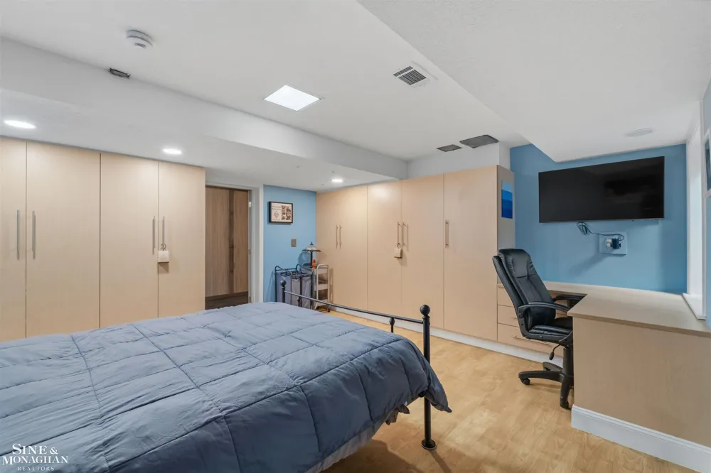 701 Balfour Street Grosse Pointe Park City, MI 48230