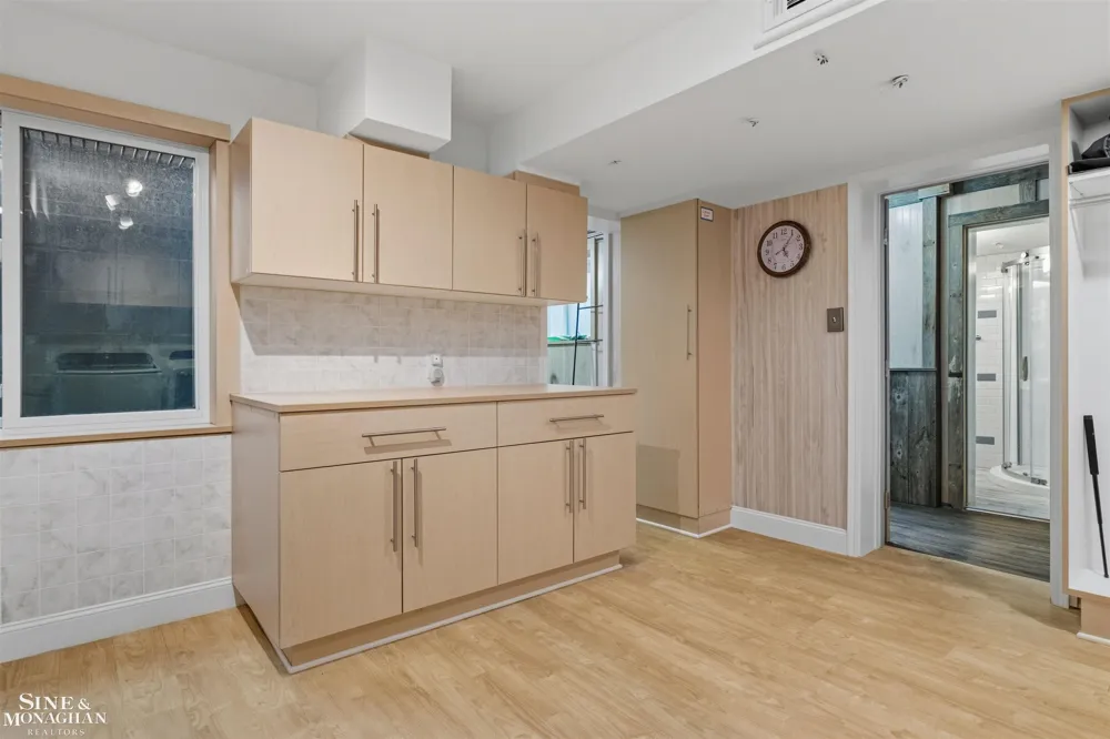 701 Balfour Street Grosse Pointe Park City, MI 48230