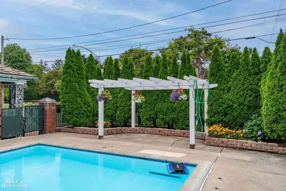 701 Balfour Street Grosse Pointe Park City, MI 48230