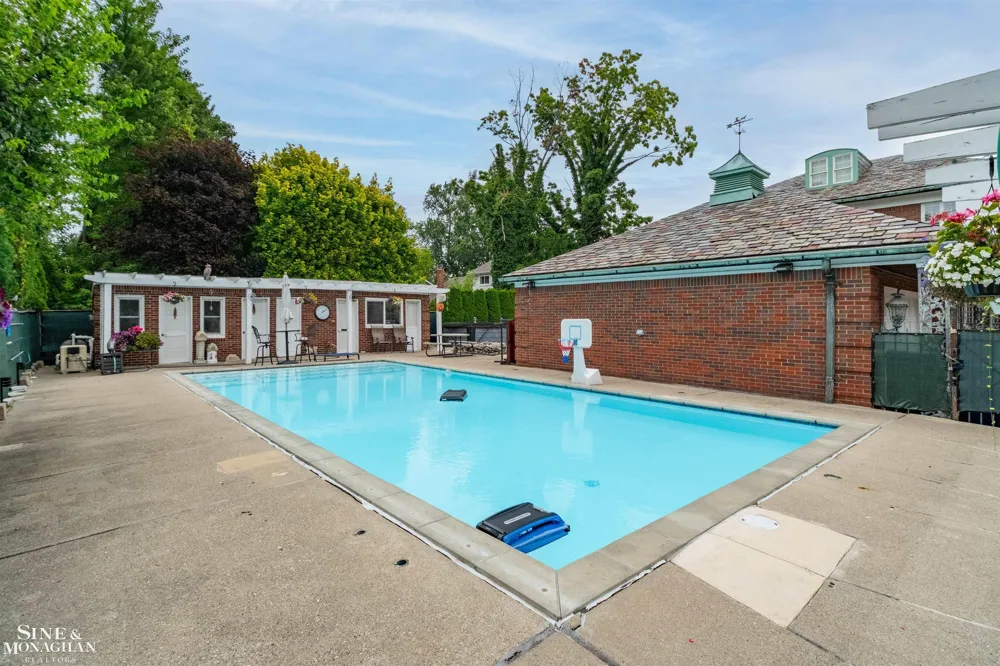 701 Balfour Street Grosse Pointe Park City, MI 48230