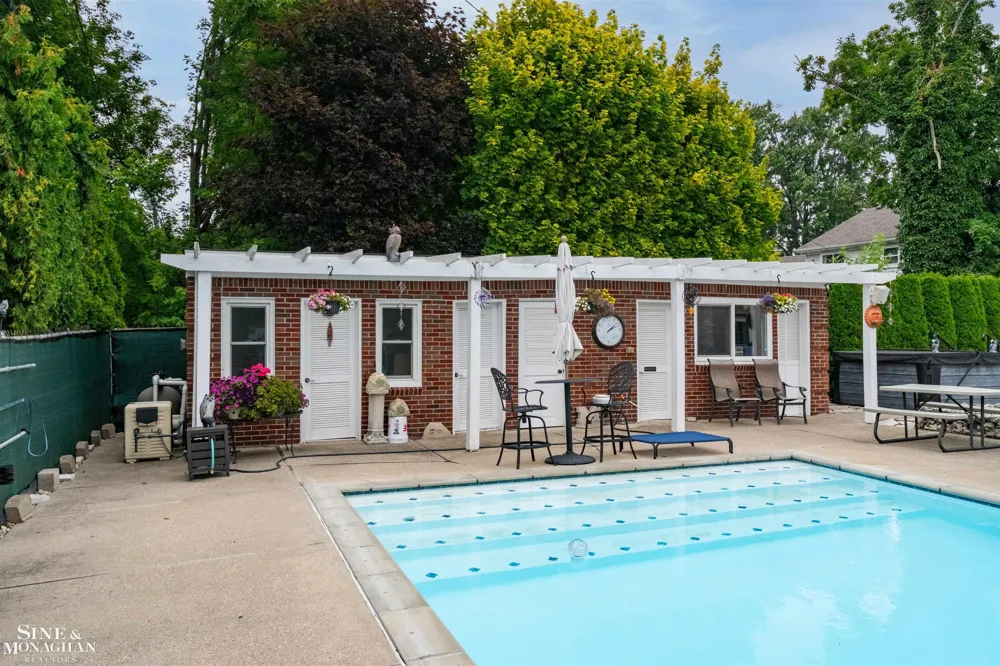 701 Balfour Street Grosse Pointe Park City, MI 48230