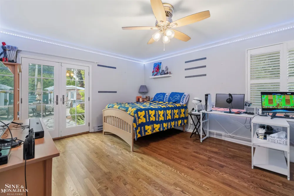 701 Balfour Street Grosse Pointe Park City, MI 48230