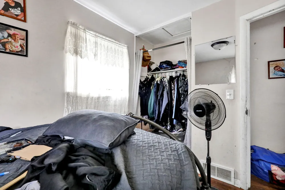 4627 Lowcroft Avenue Lansing City, MI 48910