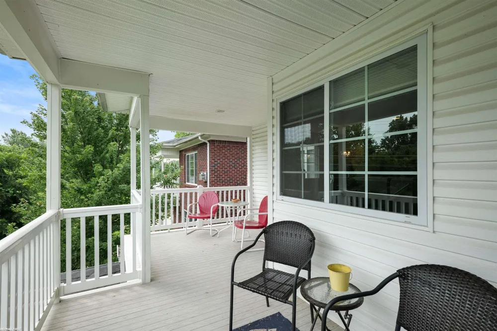6986 Boulder Pointe Court Washington Township, MI 48094