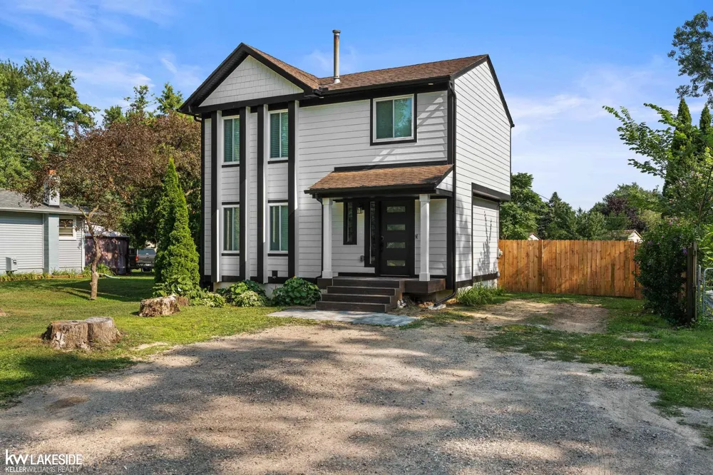 758 Miller Road Orion Charter Township, MI 48362