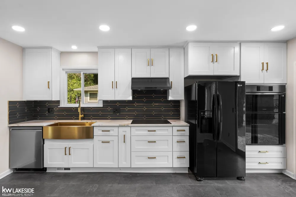 758 Miller Road Orion Charter Township, MI 48362
