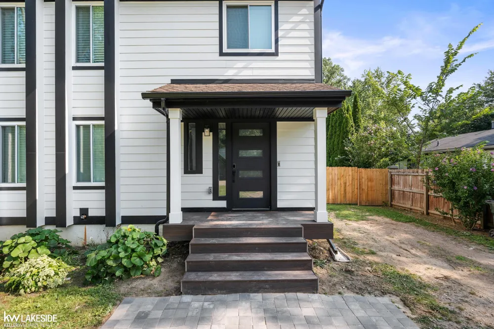 758 Miller Road Orion Charter Township, MI 48362