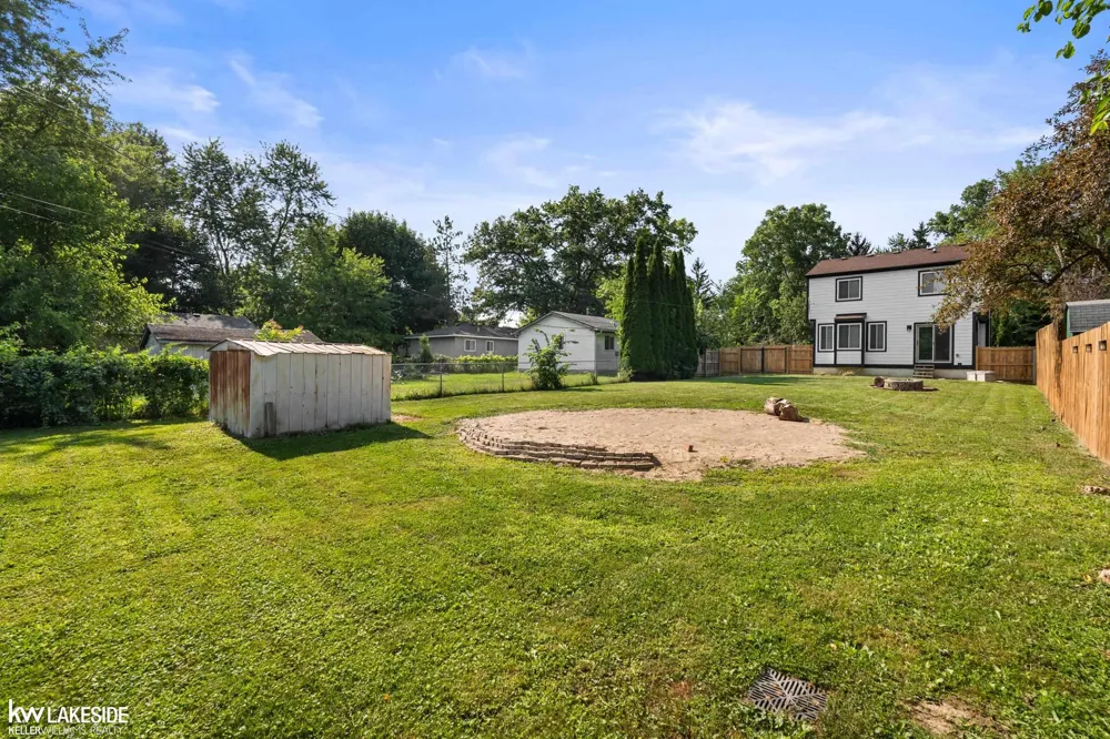 758 Miller Road Orion Charter Township, MI 48362