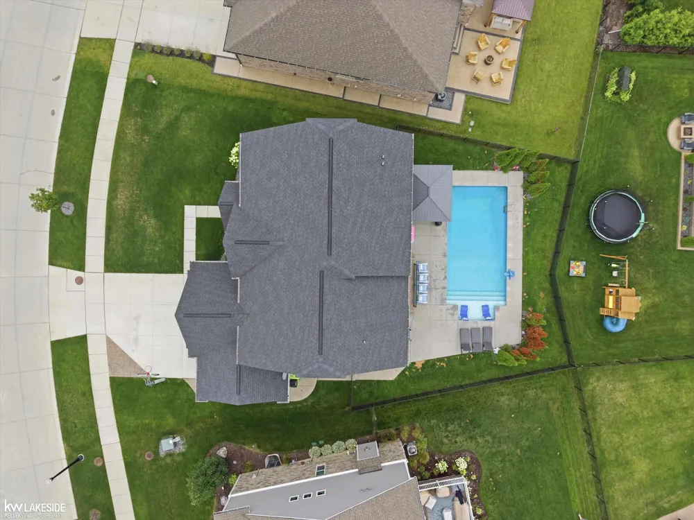 17994 Player Drive Macomb Township, MI 48042