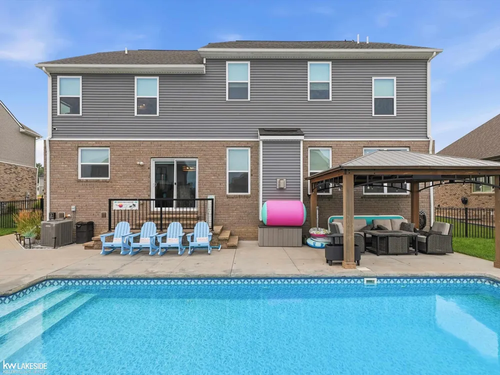 17994 Player Drive Macomb Township, MI 48042