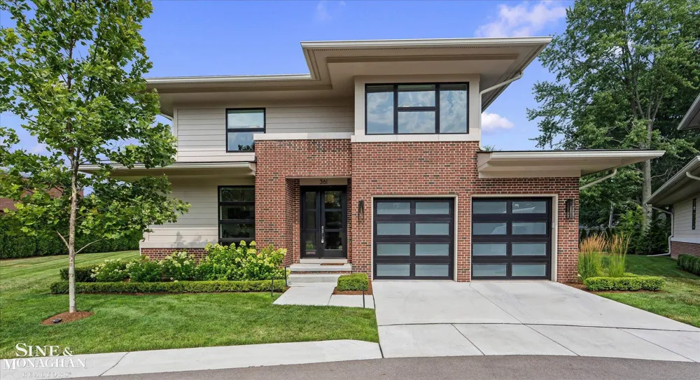 361 Moselle Place Grosse Pointe Farms City, MI 48236