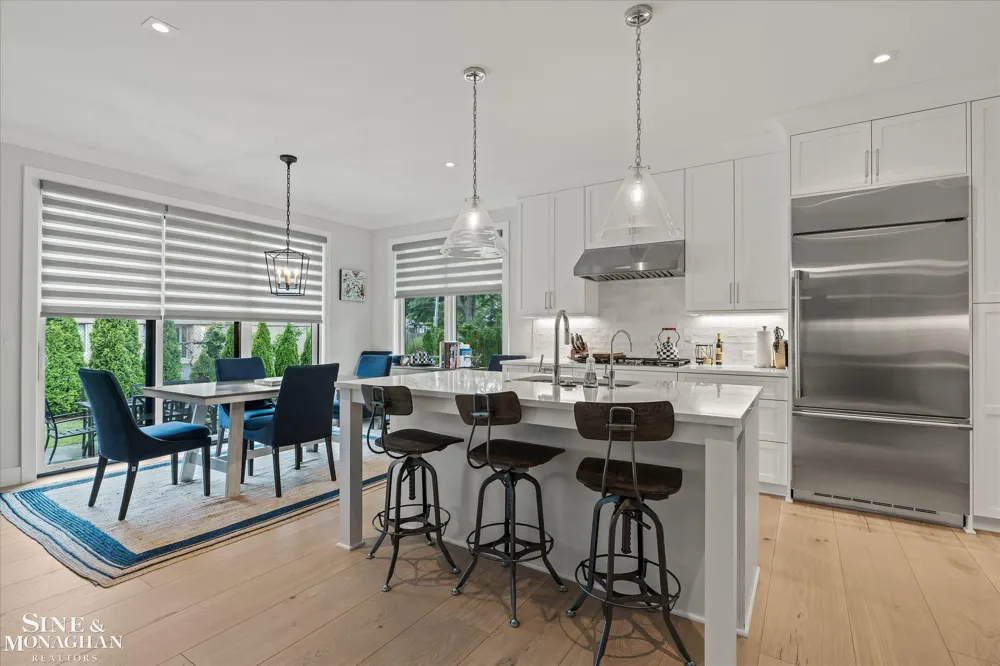 361 Moselle Place Grosse Pointe Farms City, MI 48236