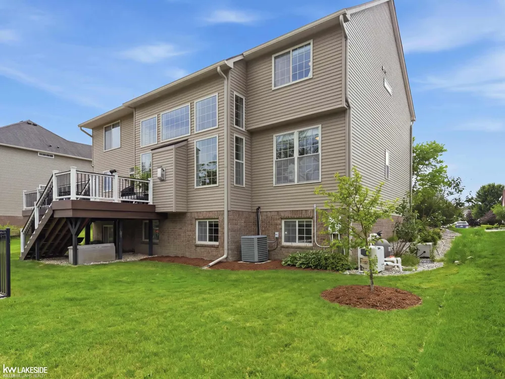 25346 Stanley Lane Lyon Charter Township, MI 48178