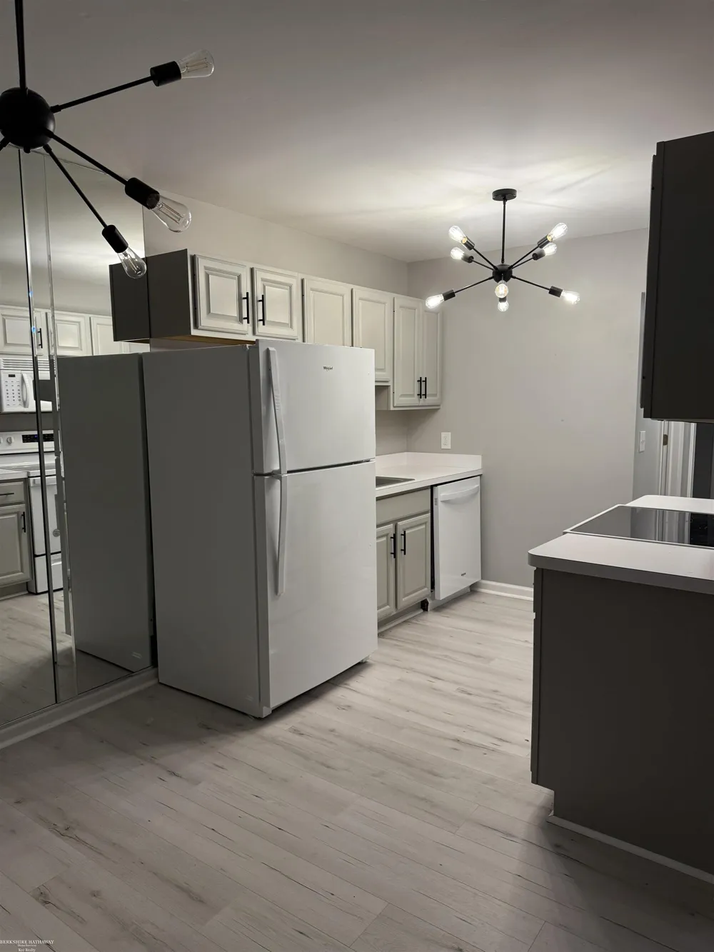 50101 S Horst Court Chesterfield Township, MI 48047