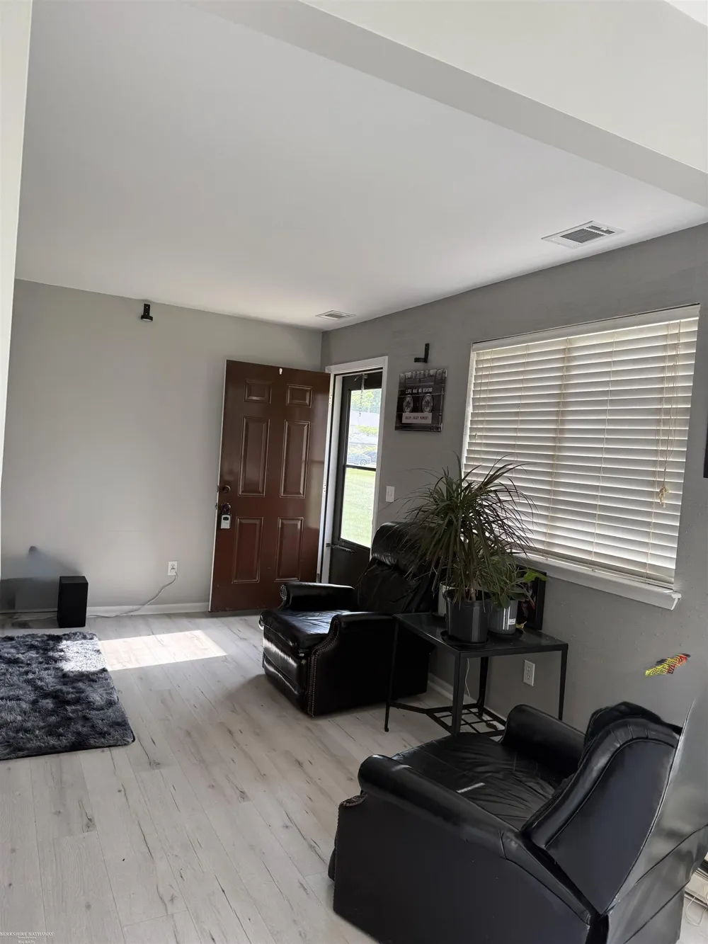 50101 S Horst Court Chesterfield Township, MI 48047
