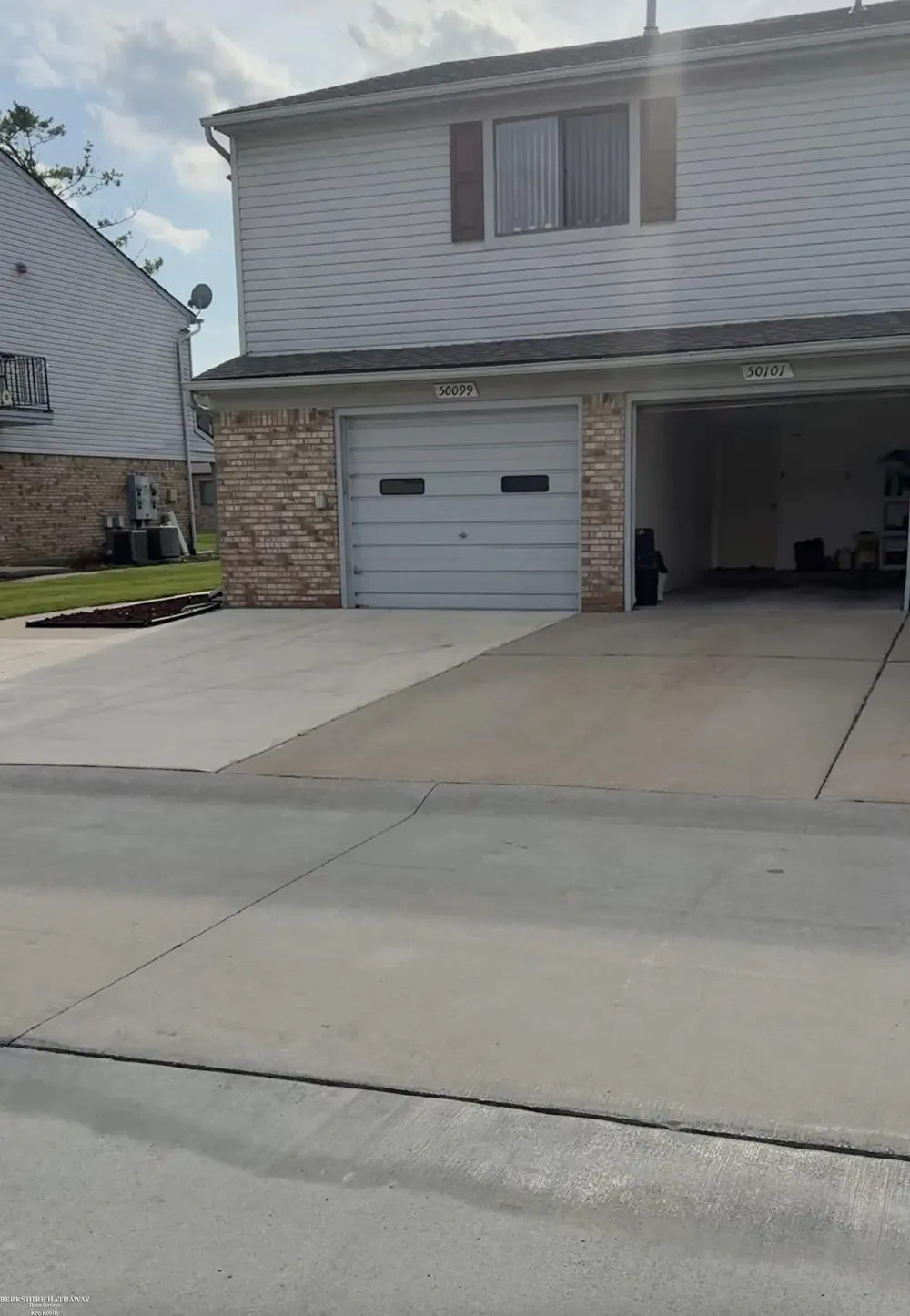 50101 S Horst Court Chesterfield Township, MI 48047