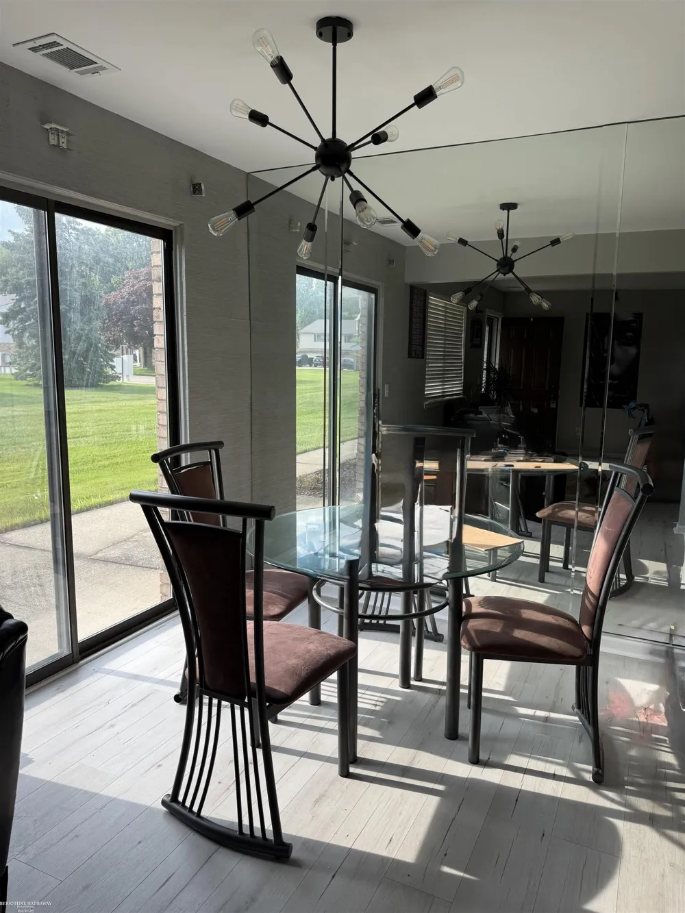 50101 S Horst Court Chesterfield Township, MI 48047