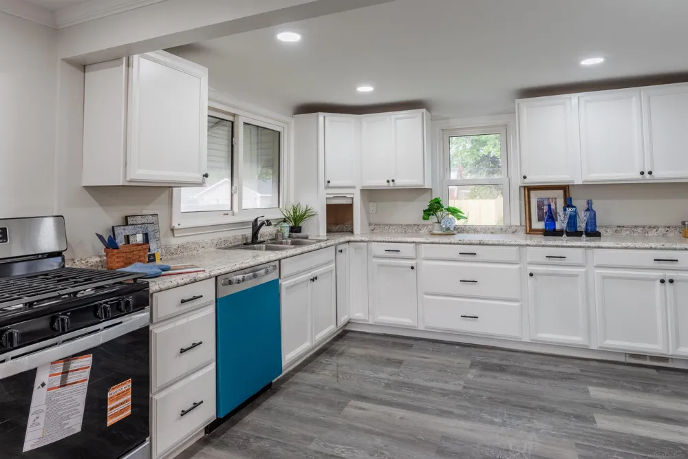 22820 Pleasant Street St Clair Shores City, MI 48080