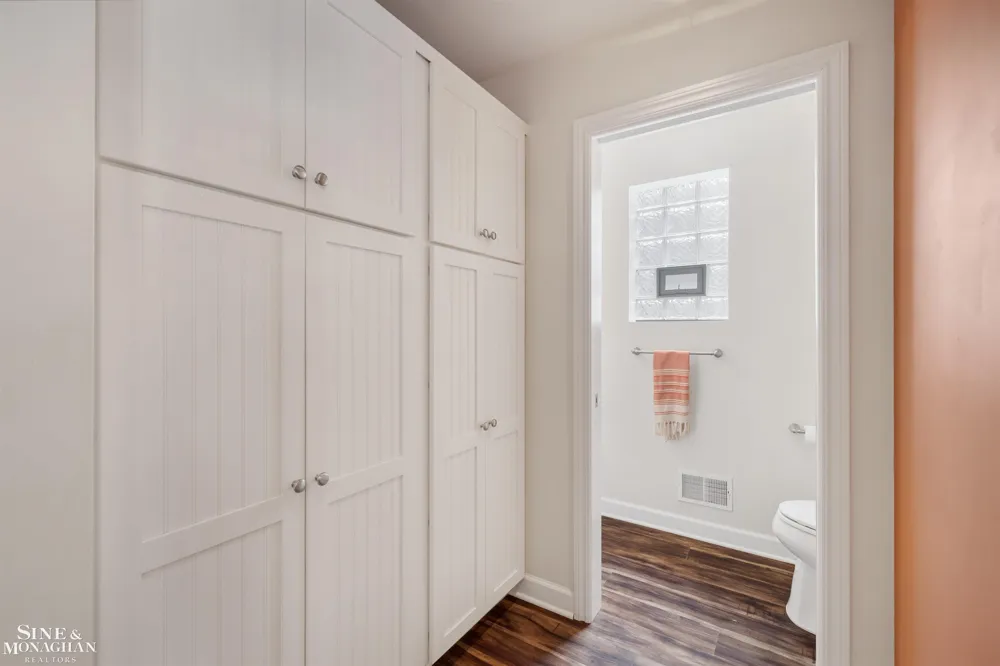407 Lothrop Road Grosse Pointe Farms City, MI 48236