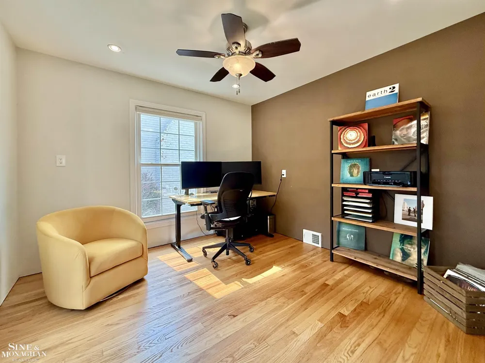 407 Lothrop Road Grosse Pointe Farms City, MI 48236