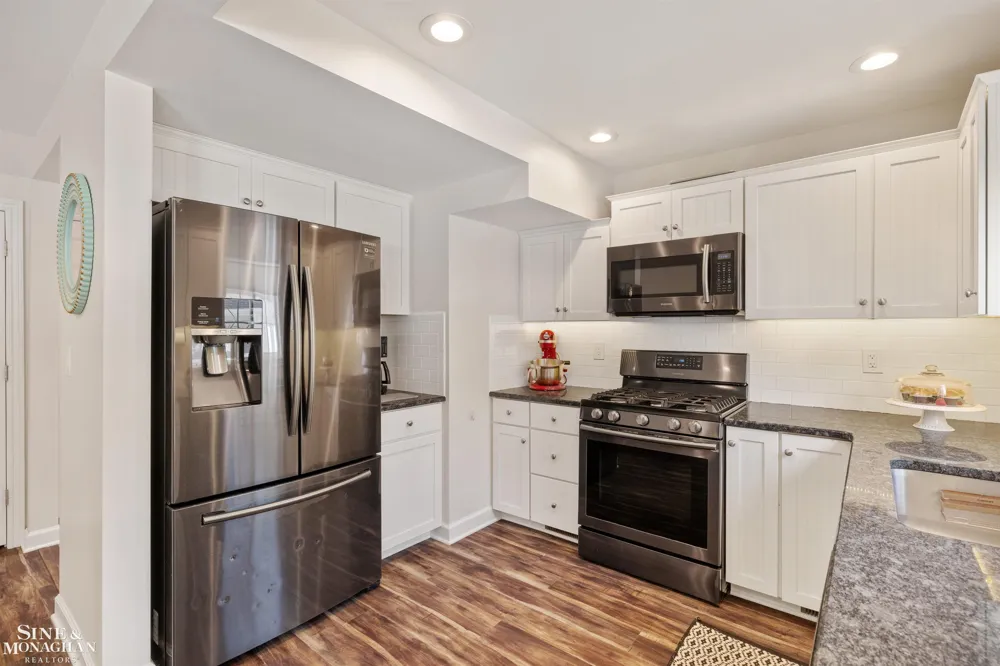 407 Lothrop Road Grosse Pointe Farms City, MI 48236