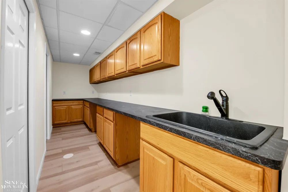 1400 Beaconsfield Street Grosse Pointe Park City, MI 48230