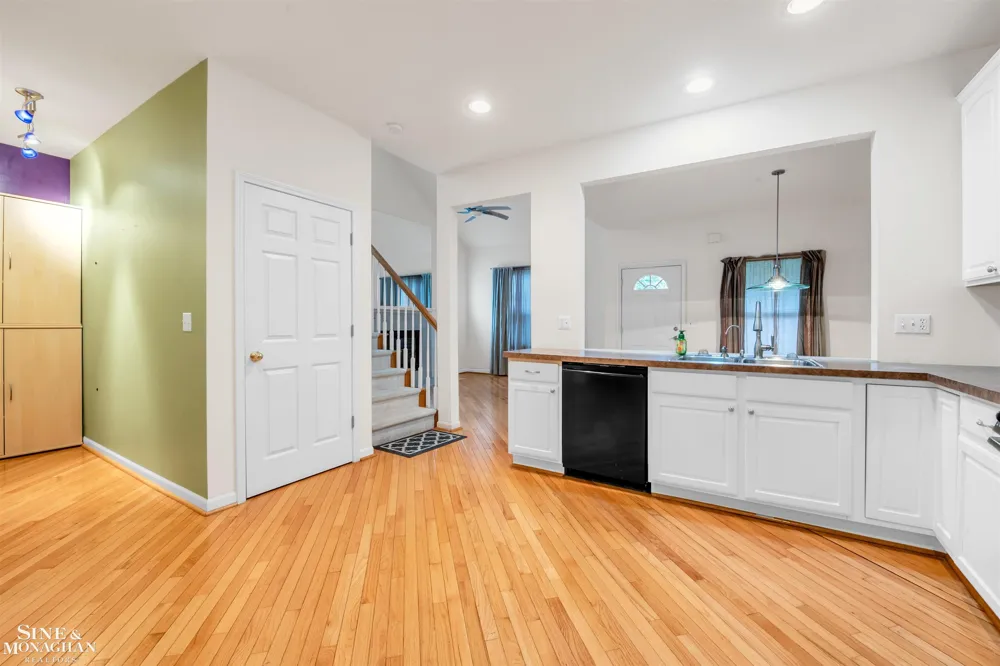 1400 Beaconsfield Street Grosse Pointe Park City, MI 48230