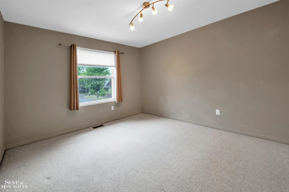 1400 Beaconsfield Street Grosse Pointe Park City, MI 48230