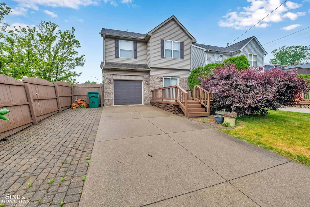 1400 Beaconsfield Street Grosse Pointe Park City, MI 48230