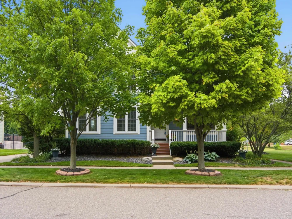 49158 Golden Park Drive Shelby Charter Township, MI 48315