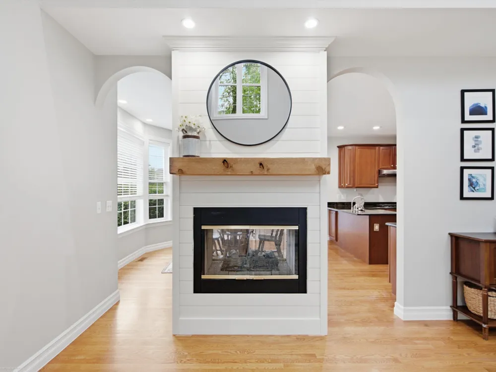 49158 Golden Park Drive Shelby Charter Township, MI 48315