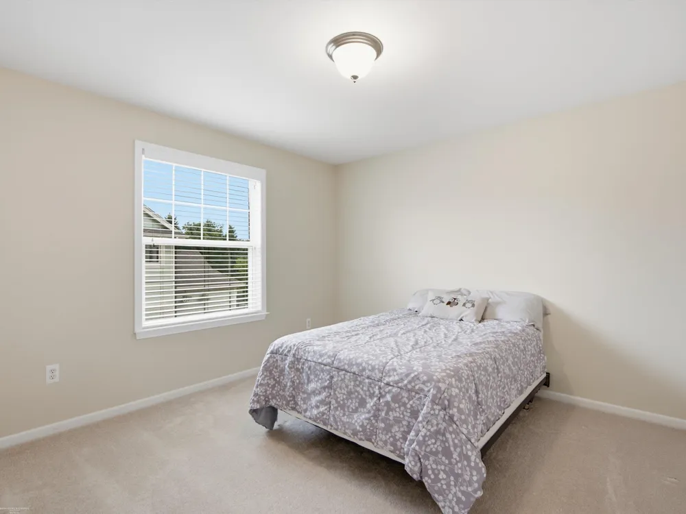 49158 Golden Park Drive Shelby Charter Township, MI 48315