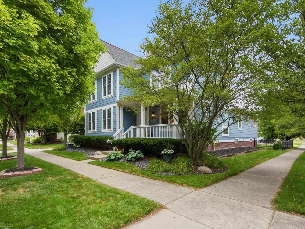 49158 Golden Park Drive Shelby Charter Township, MI 48315