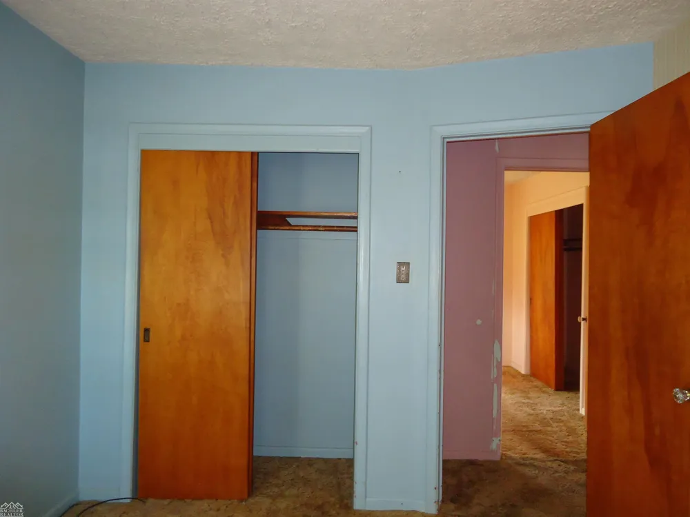 2075 S Plank Road Marine City City, MI 48039