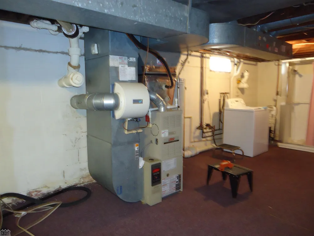 2075 S Plank Road Marine City City, MI 48039