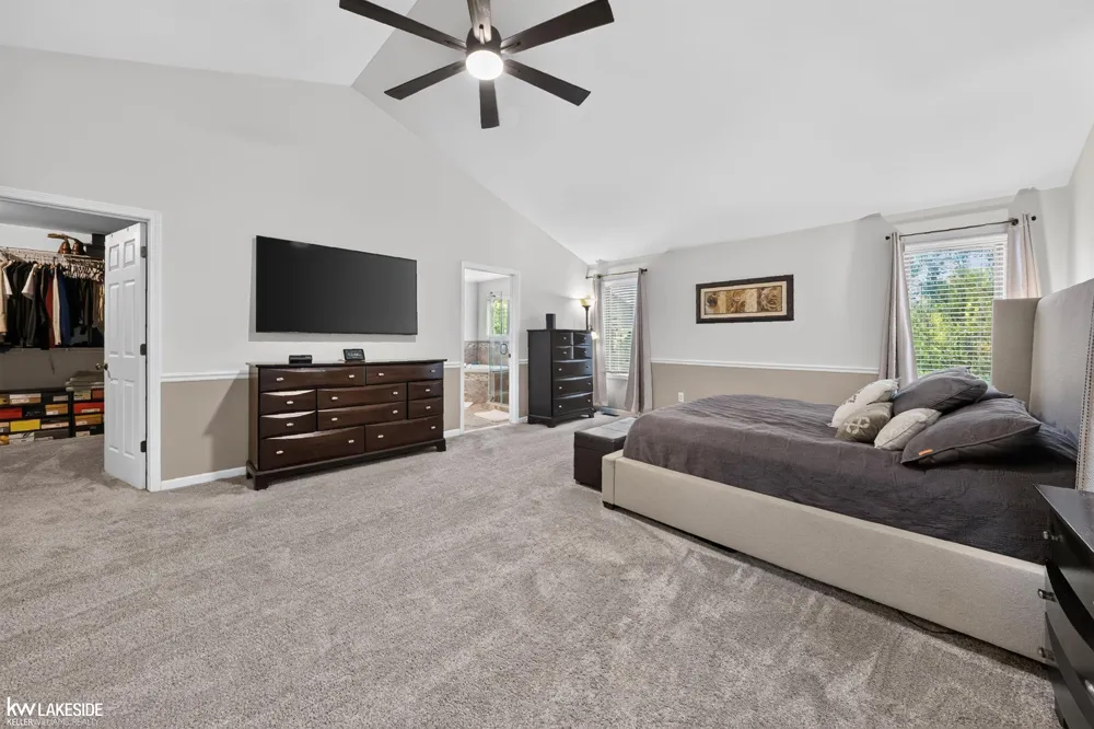 55582 Caesars Drive Shelby Charter Township, MI 48315