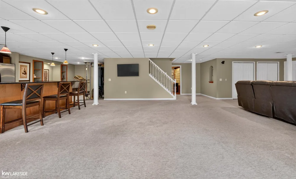 55582 Caesars Drive Shelby Charter Township, MI 48315