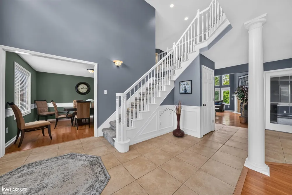 55582 Caesars Drive Shelby Charter Township, MI 48315