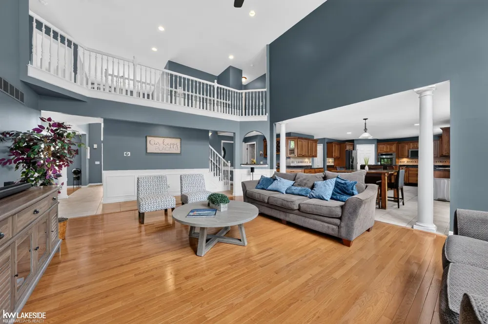 55582 Caesars Drive Shelby Charter Township, MI 48315