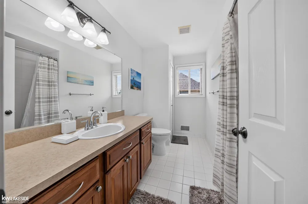 55582 Caesars Drive Shelby Charter Township, MI 48315