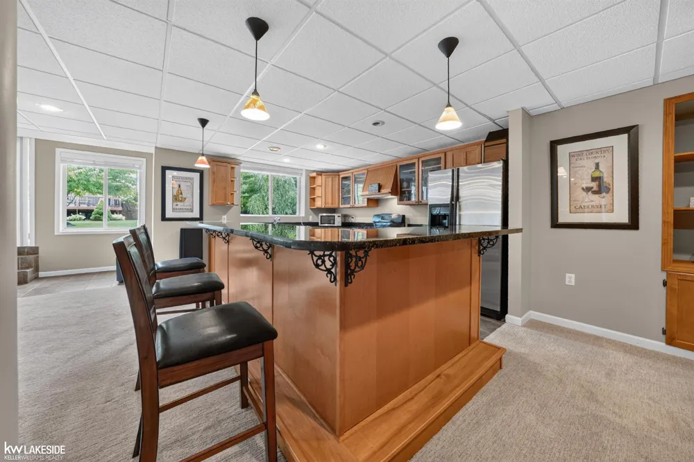 55582 Caesars Drive Shelby Charter Township, MI 48315