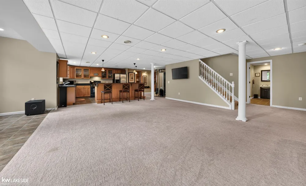 55582 Caesars Drive Shelby Charter Township, MI 48315