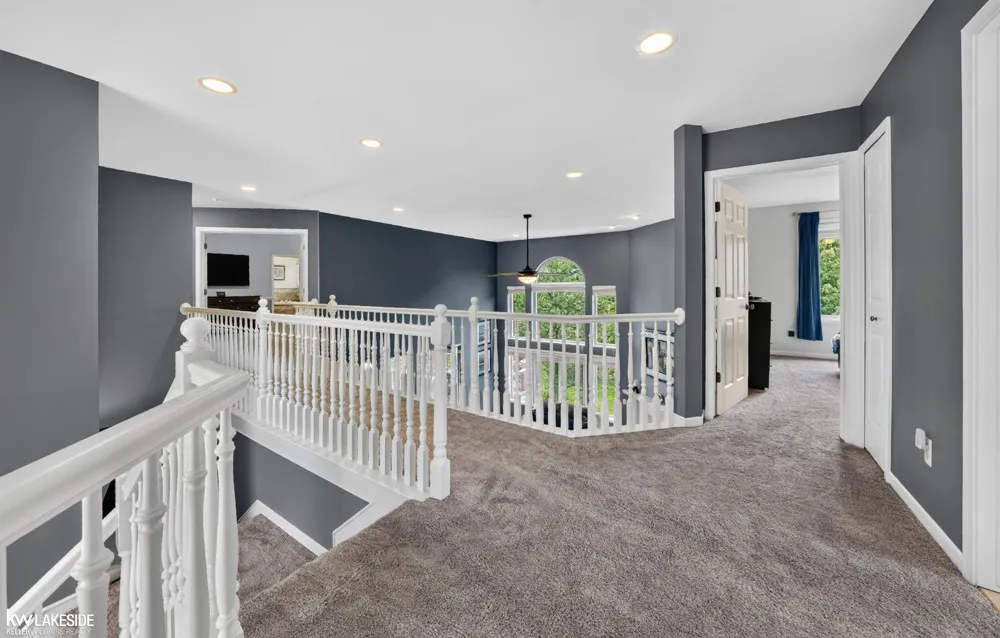55582 Caesars Drive Shelby Charter Township, MI 48315