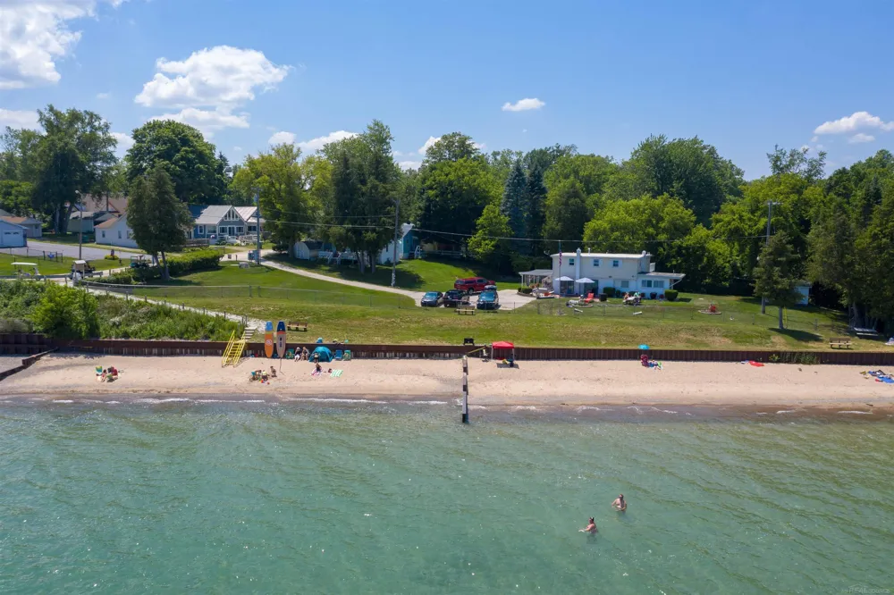 7257 Forest Drive Worth Township, MI 48450