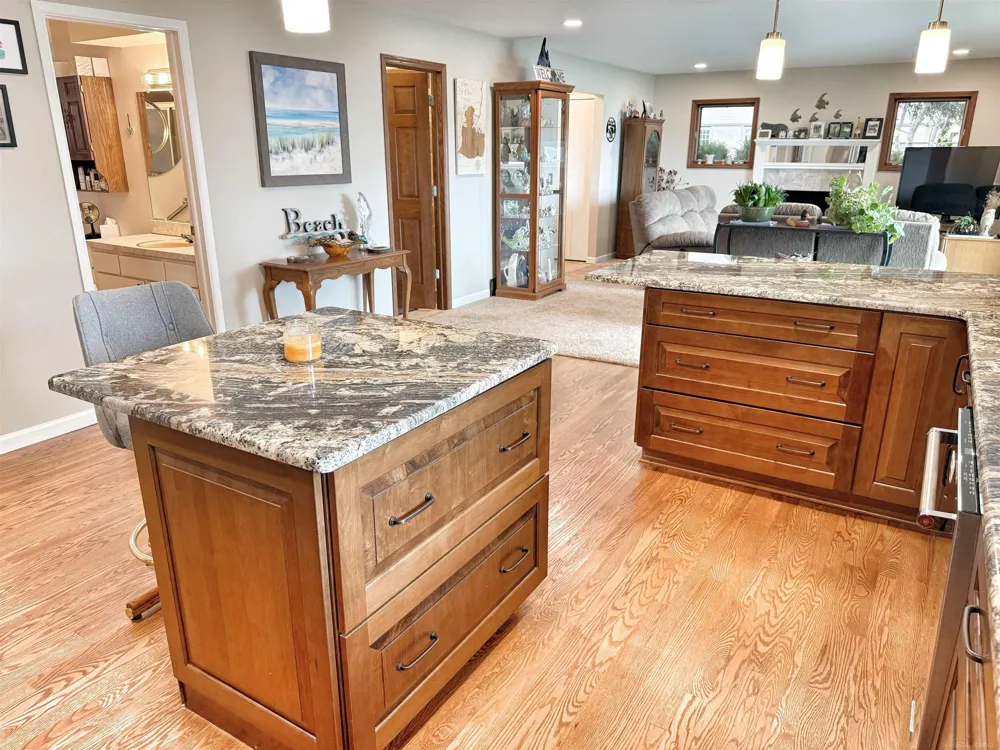32160 S River Road Harrison Charter Township, MI 48045