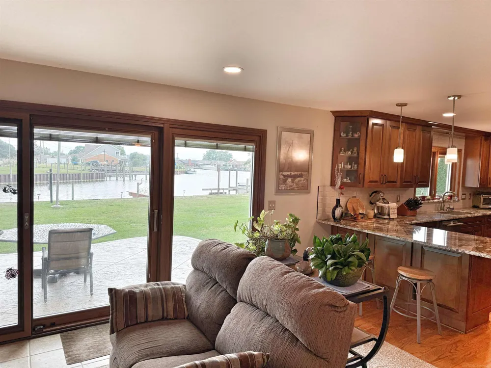 32160 S River Road Harrison Charter Township, MI 48045