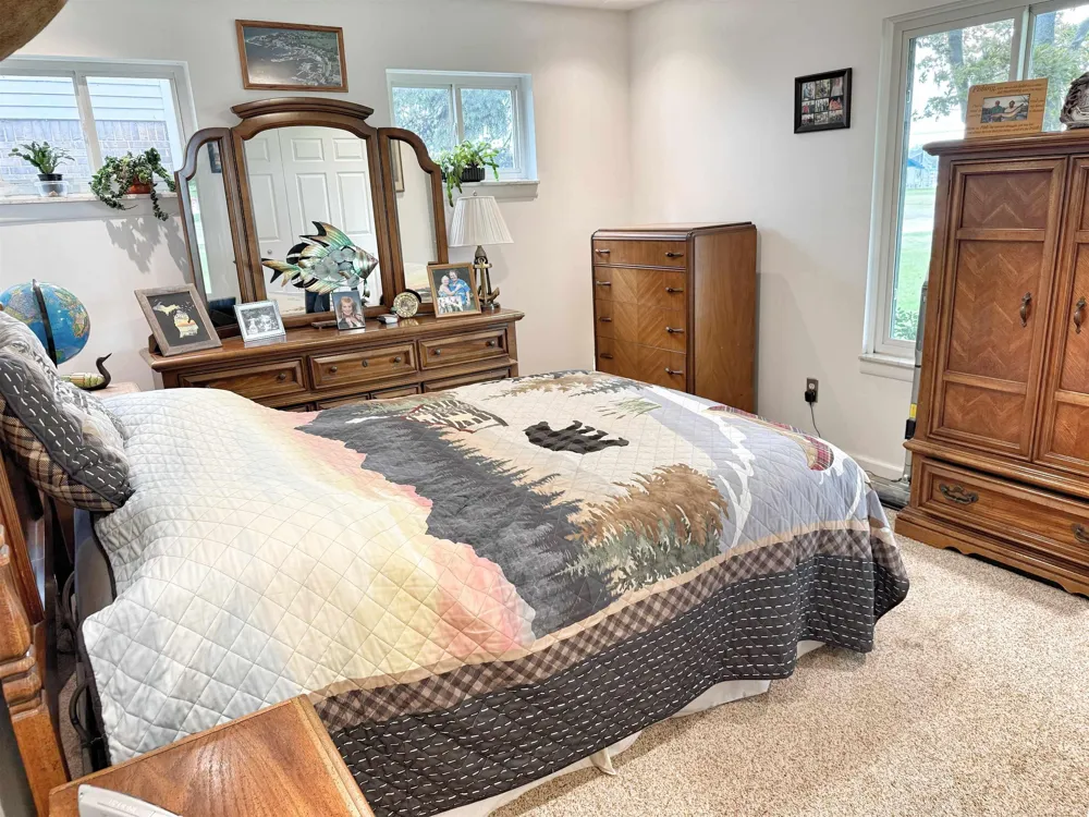 32160 S River Road Harrison Charter Township, MI 48045